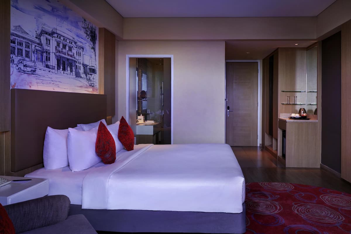 Deluxe Room, 1 Queen Bed