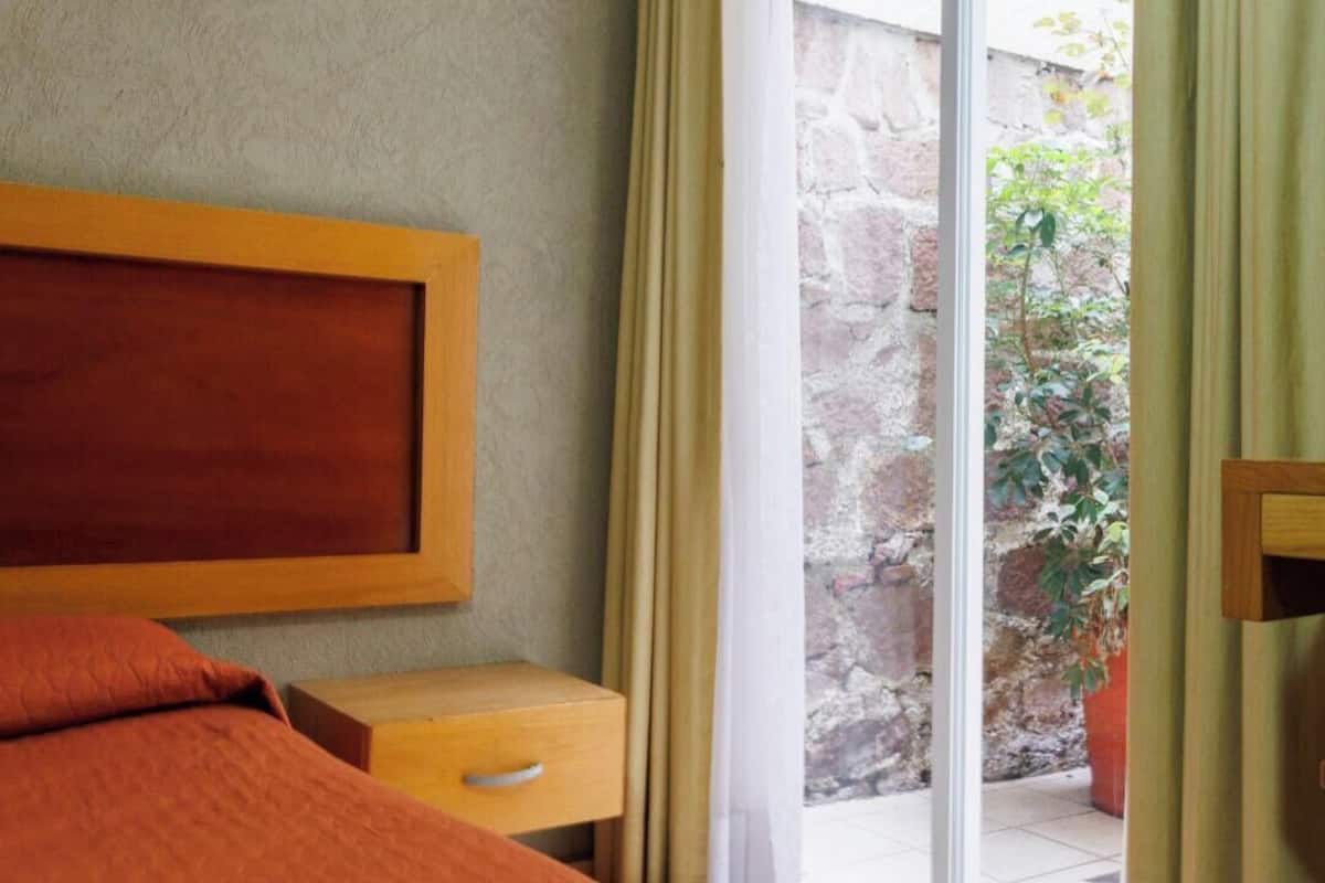 Room | Free WiFi, bed sheets