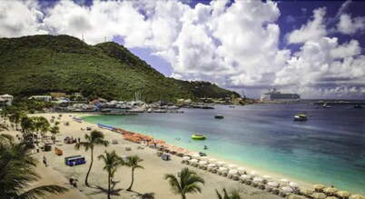 Horizon View Beach Hotel