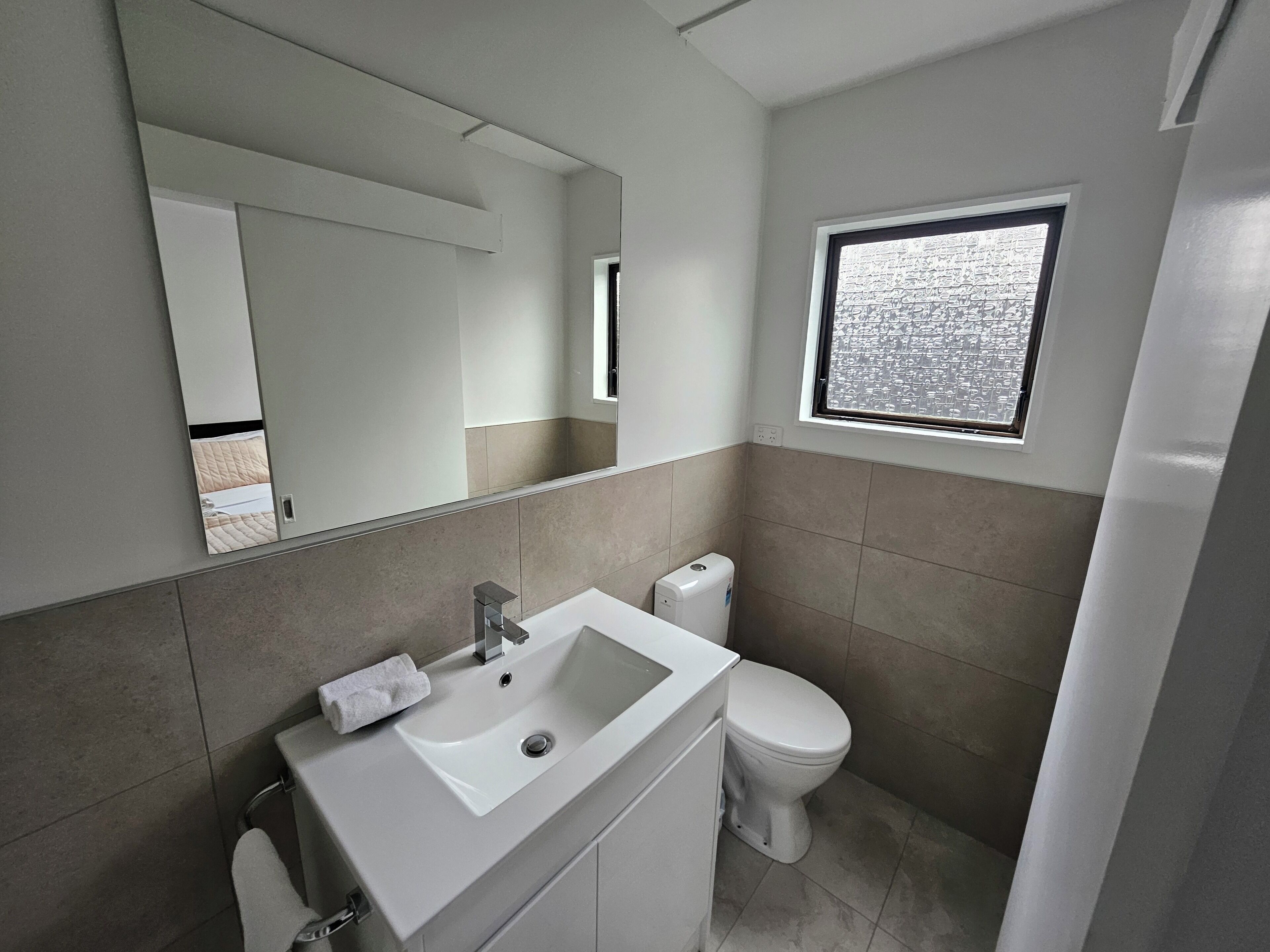 Photo - 88 Wallace Court Motel - Free Parking