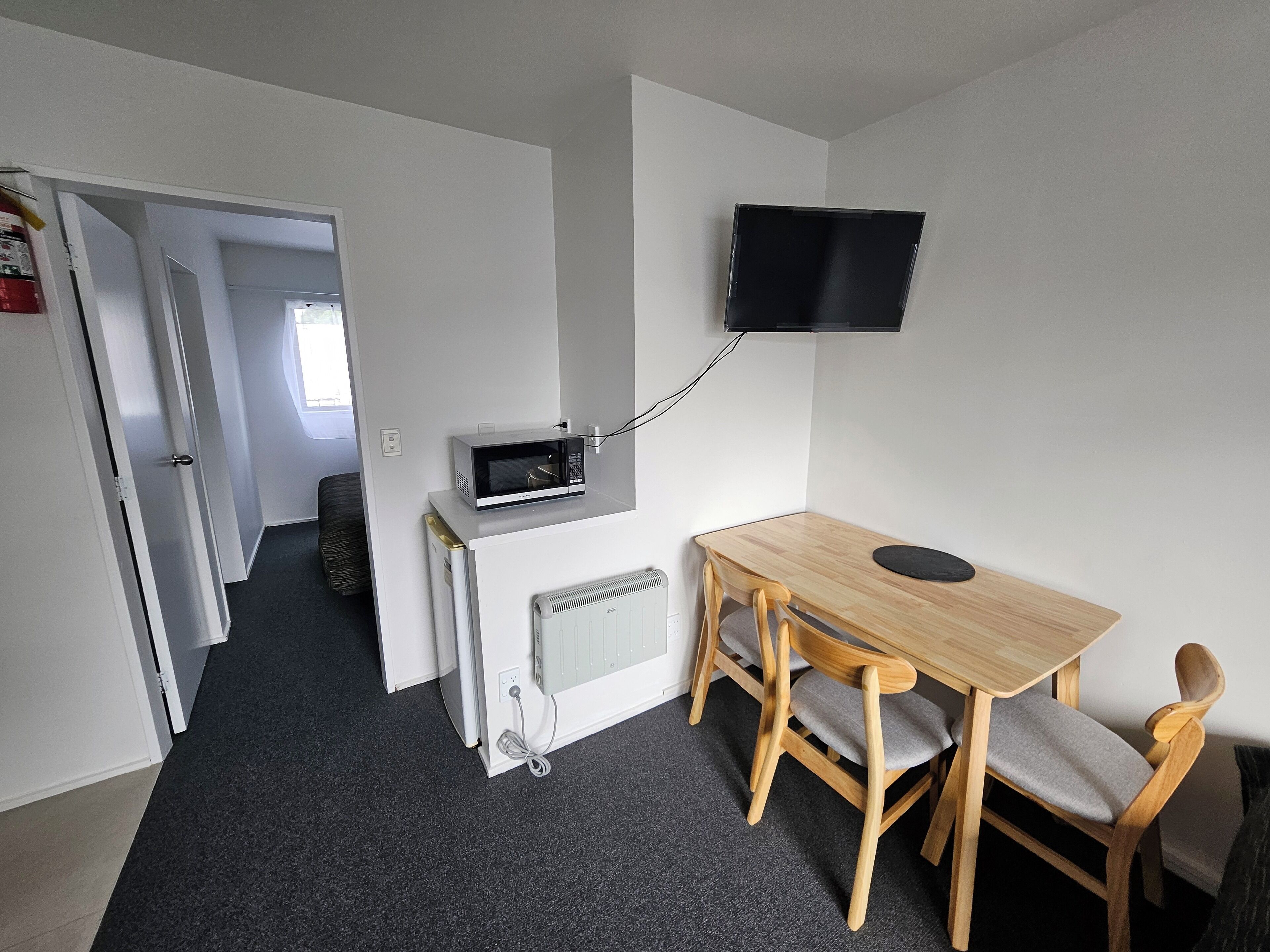 Photo - 88 Wallace Court Motel - Free Parking