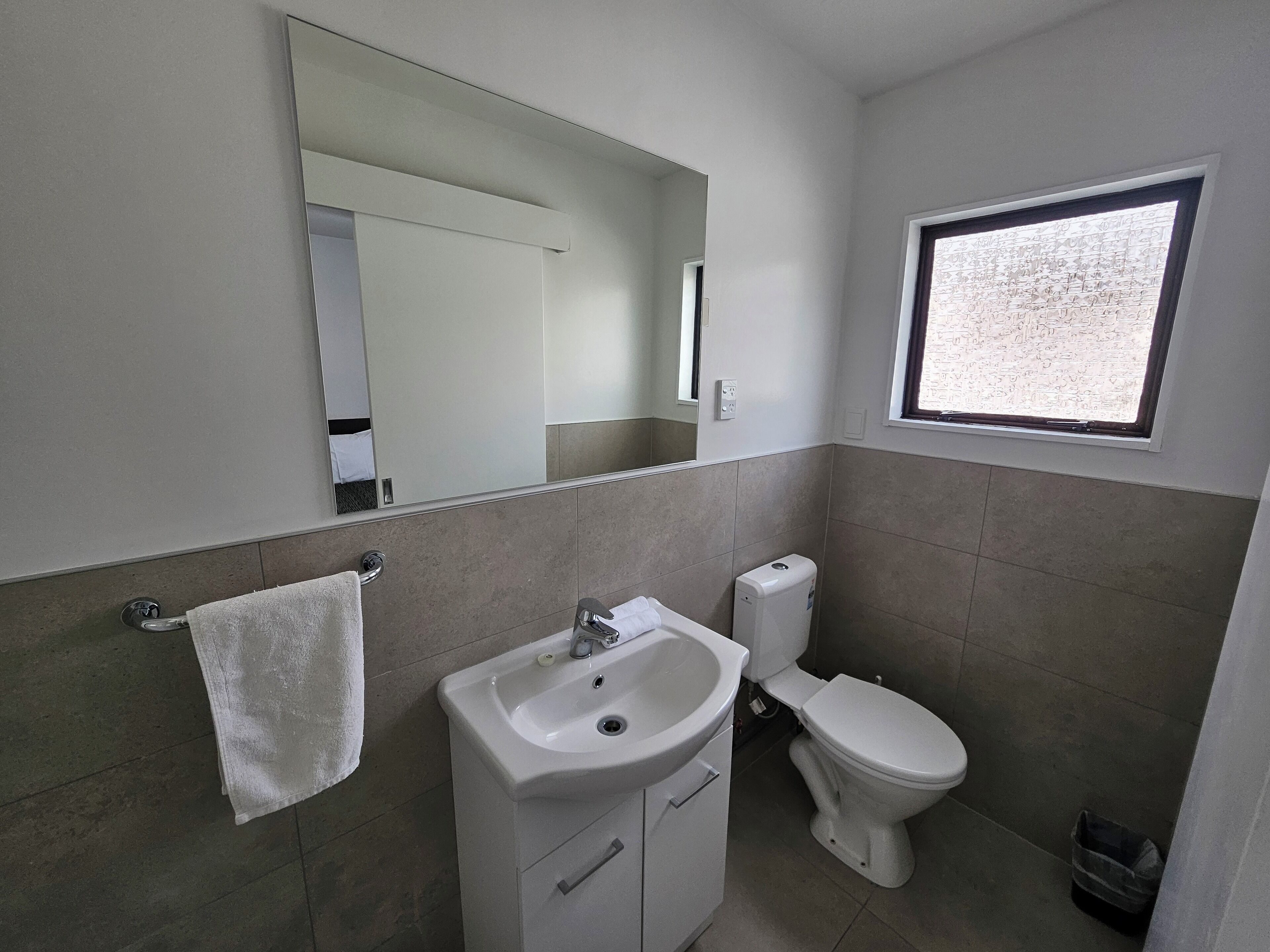 Photo - 88 Wallace Court Motel - Free Parking