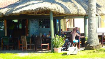 Morgenmad tilberedt efter bestilling hver dag mod et gebyr