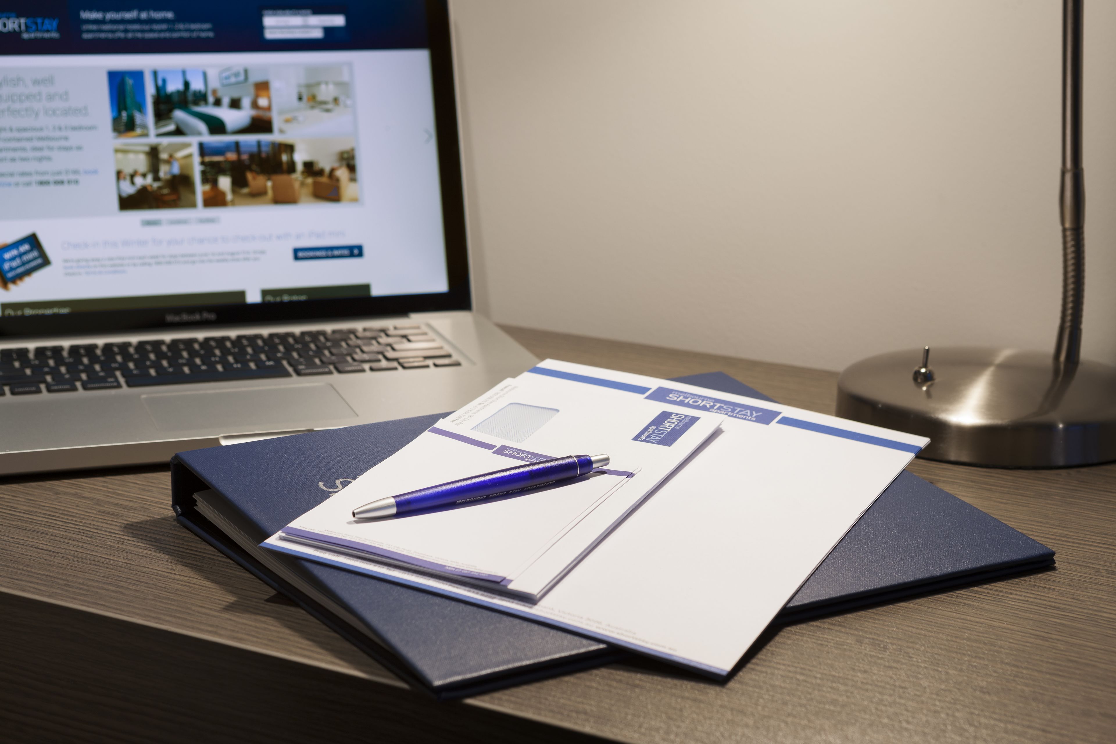 in-room business centre