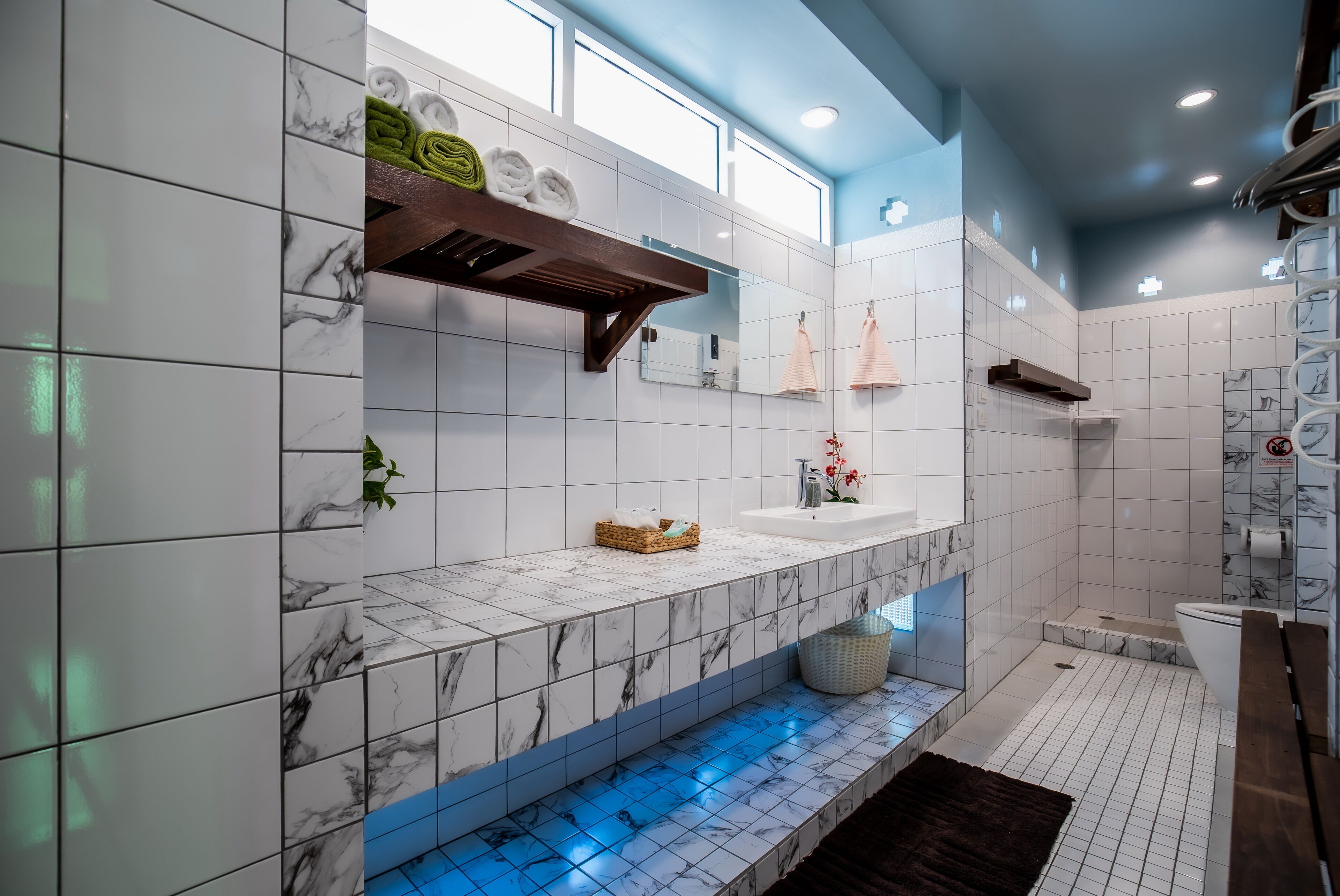 superior villa, garden view | bathroom sink