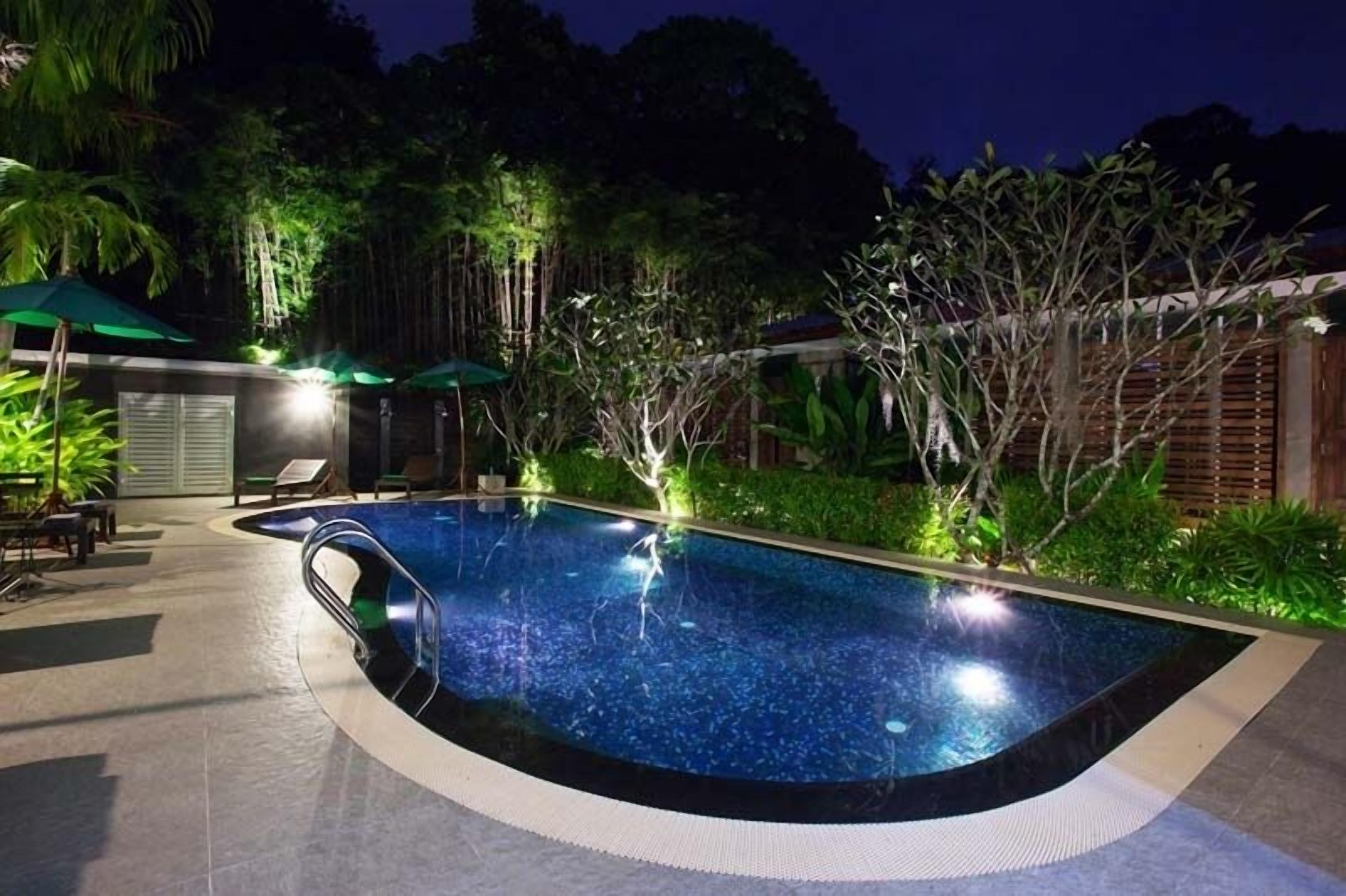 outdoor pool, pool umbrellas, pool loungers