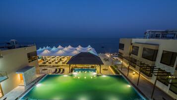 Outdoor pool, open 8:00 AM to 7:30 PM, sun loungers, lifeguards on site