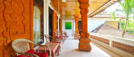 Exclusive Double Room, 1 Queen Bed, Air conditioning, Garden Area | Terrace/patio