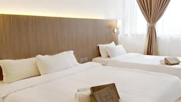 Premium bedding, desk, blackout drapes, soundproofing