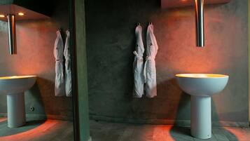 Sauna, bagno turco, massaggi