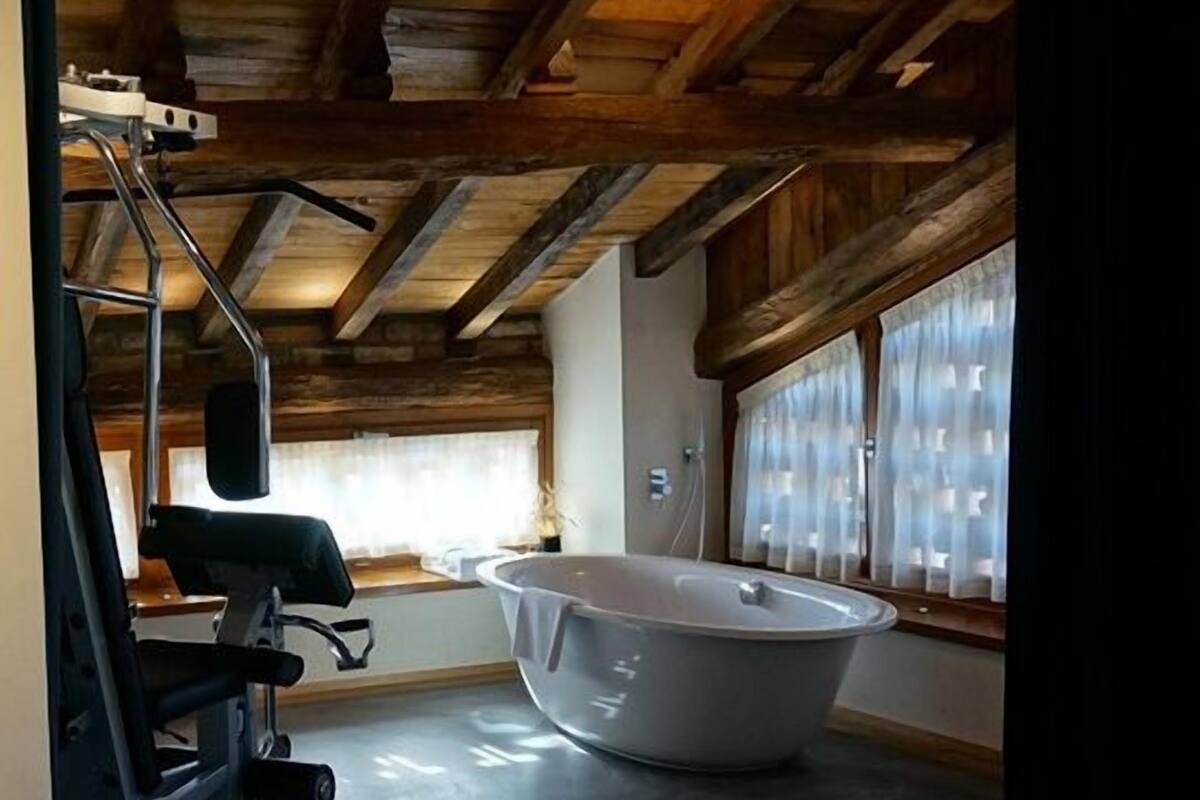 exclusive suite | room amenity