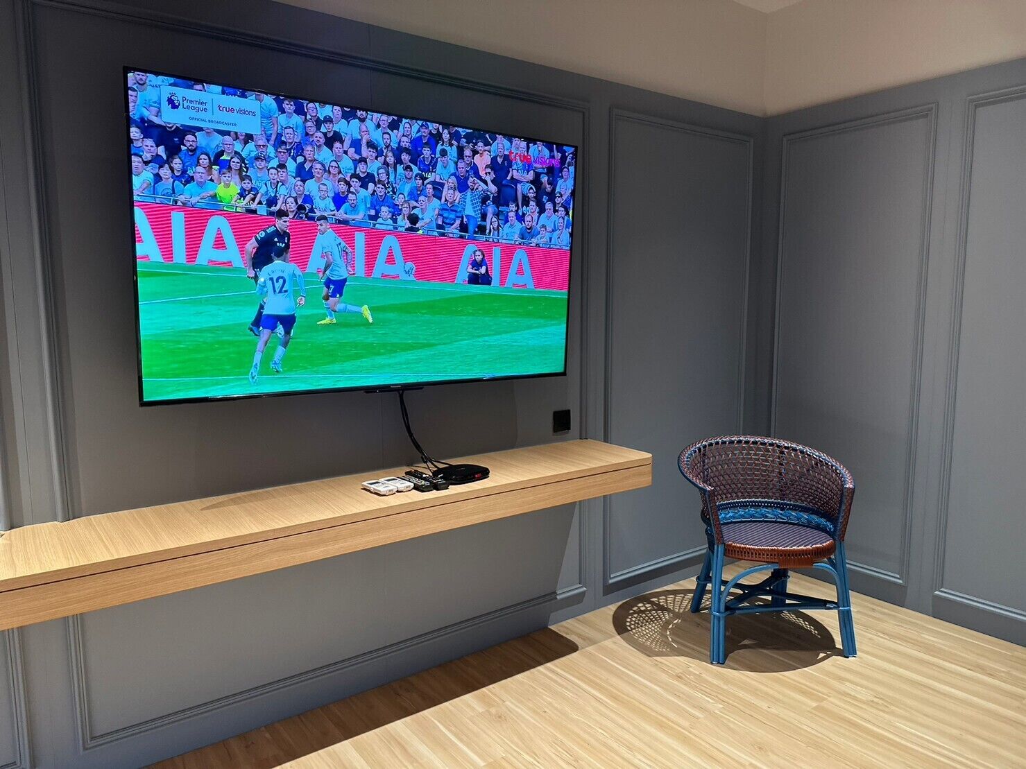 suite | in-room safe, desk, blackout curtains, soundproofing