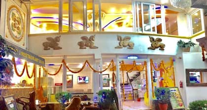 Royal Penguin Boutique Hotel & Spa