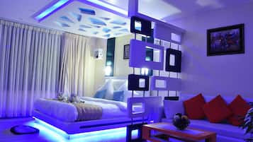 Loftsleilighet – classic | Minibar, safe på rommet, individuelt dekorert og individuelt innredet