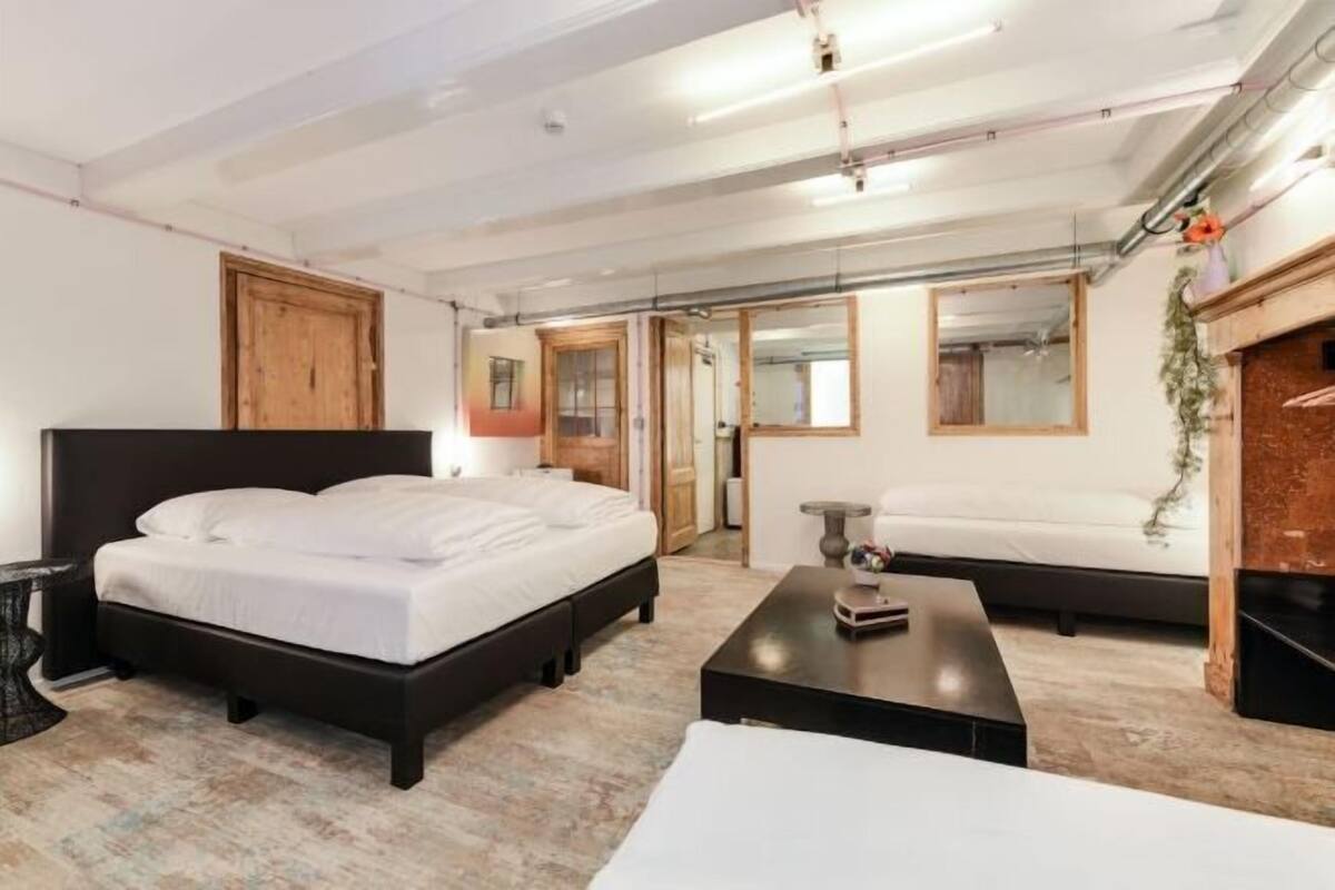 Individually decorated, individually furnished, iron/ironing board