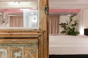 Familieleilighet | Individuelt dekorert, individuelt innredet og strykejern/-brett