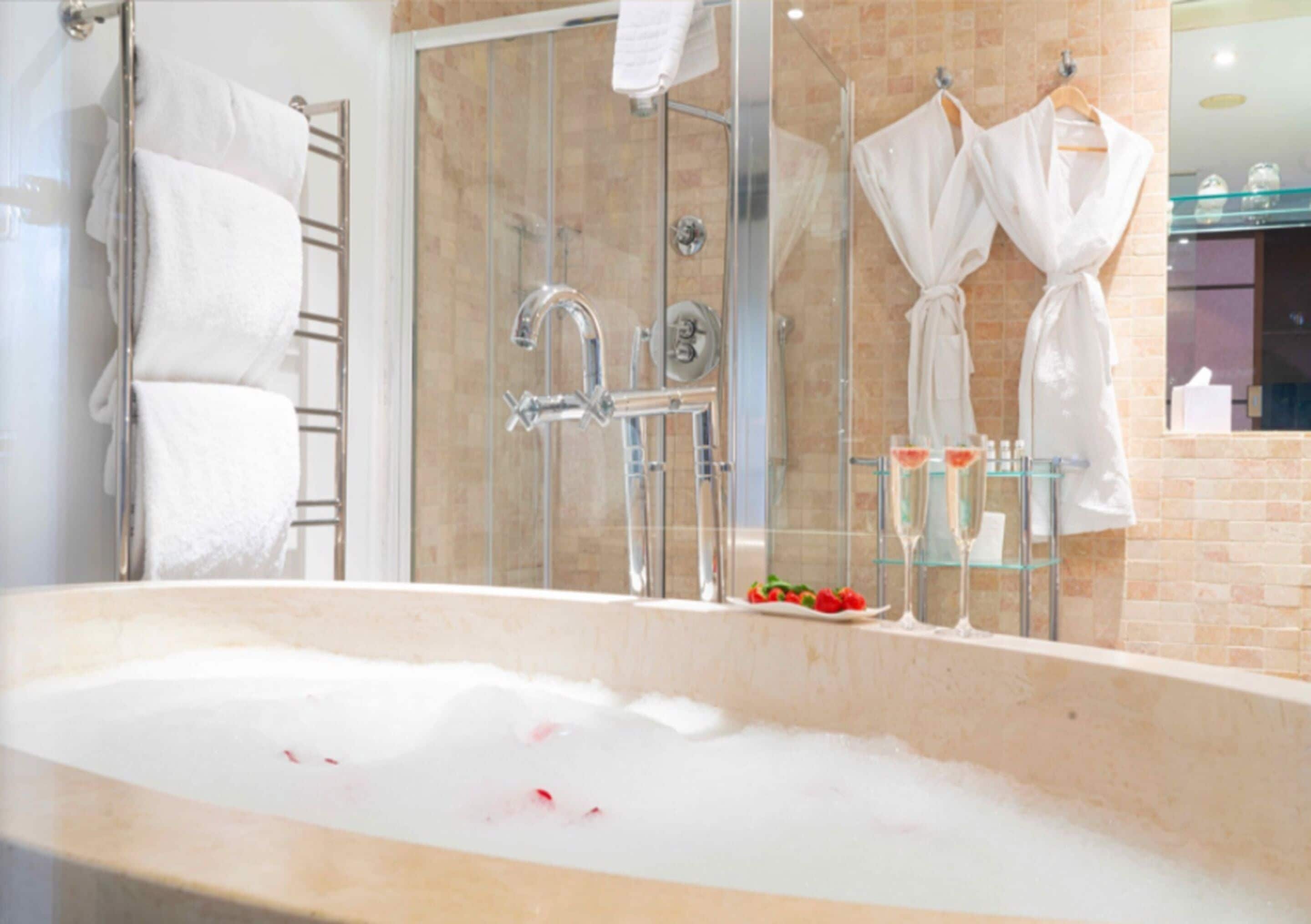 suite, 1 bedroom | in-room safe, desk, blackout curtains, soundproofing