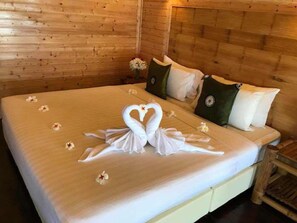 Deluxe Bungalow Beachfront | Room amenity