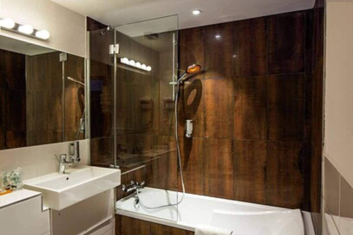 free toiletries, hair dryer, towels, soap