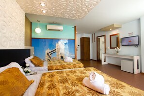 Family Suite | In-room safe, individually decorated, desk, soundproofing - Eurotel Naga (Naga)