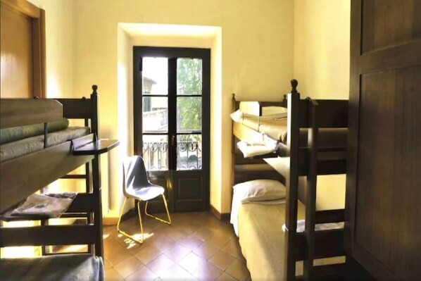 Tabla de planchar con plancha y wifi gratis 