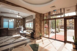 Lobby - Golden Palace (Almaty)