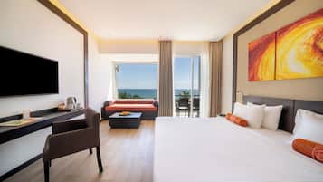Superior Room, Balcony, Sea View | 1 bilik tidur, peralatan tempat tidur premium, peti besi dalam bilik