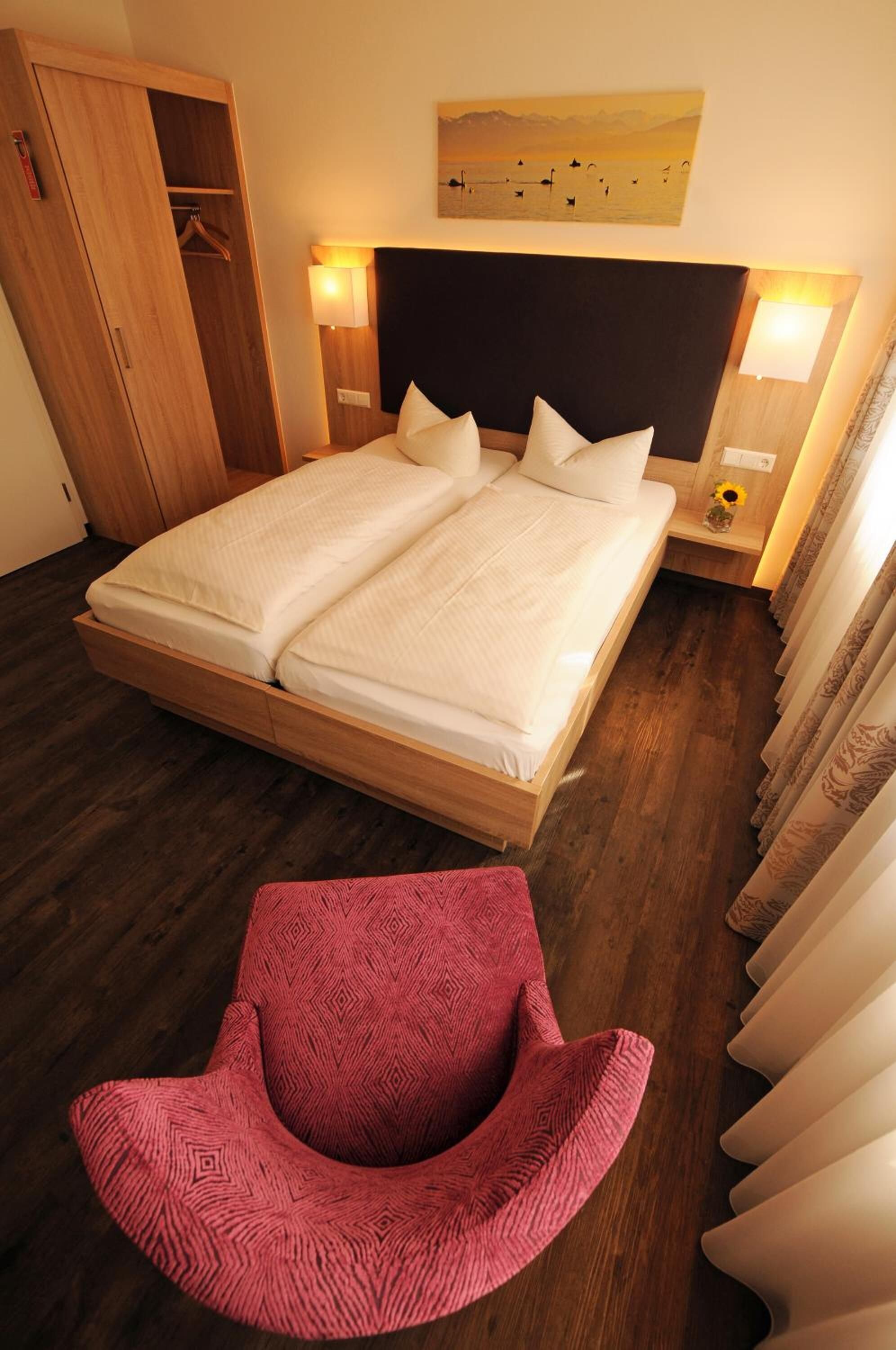 cots/infant beds, free wifi, bed sheets