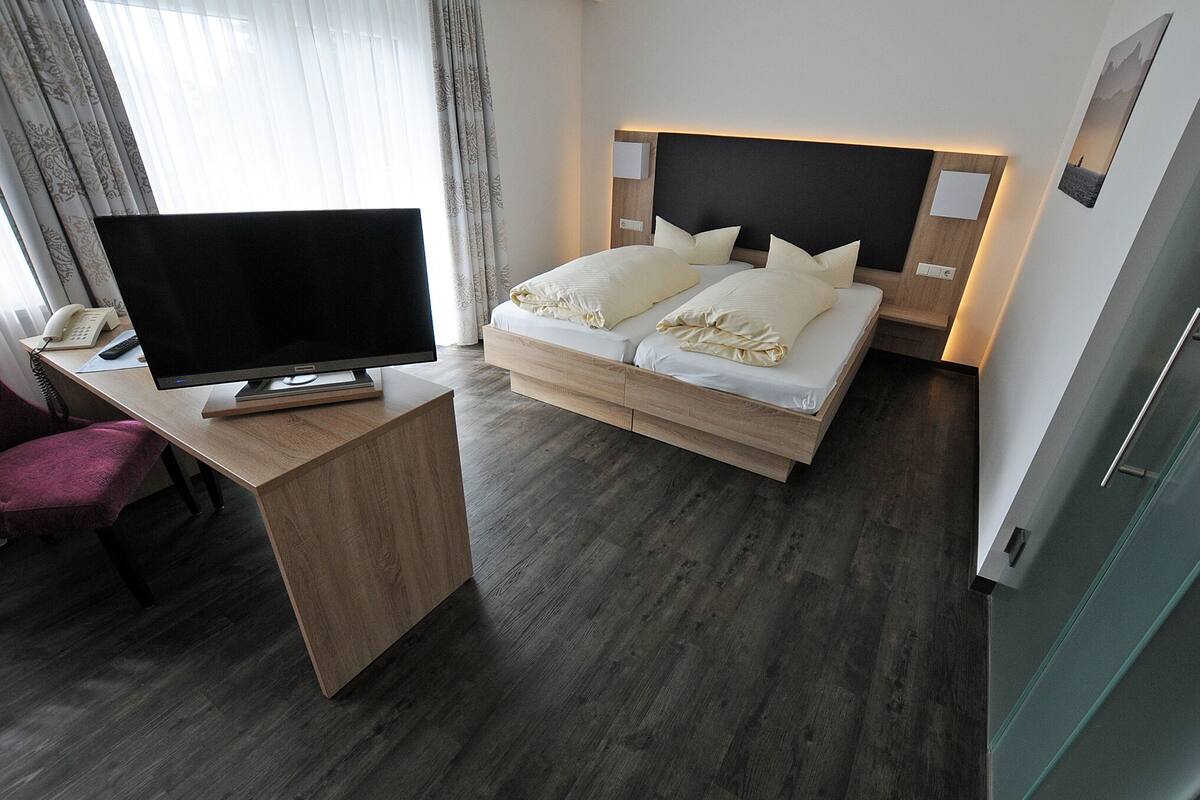 family room | cots/infant beds, free wifi, bed sheets