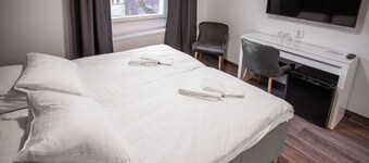 Hotel Aveny Bed & Breakfast