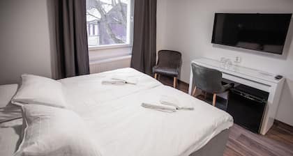 Hotel Aveny Bed & Breakfast