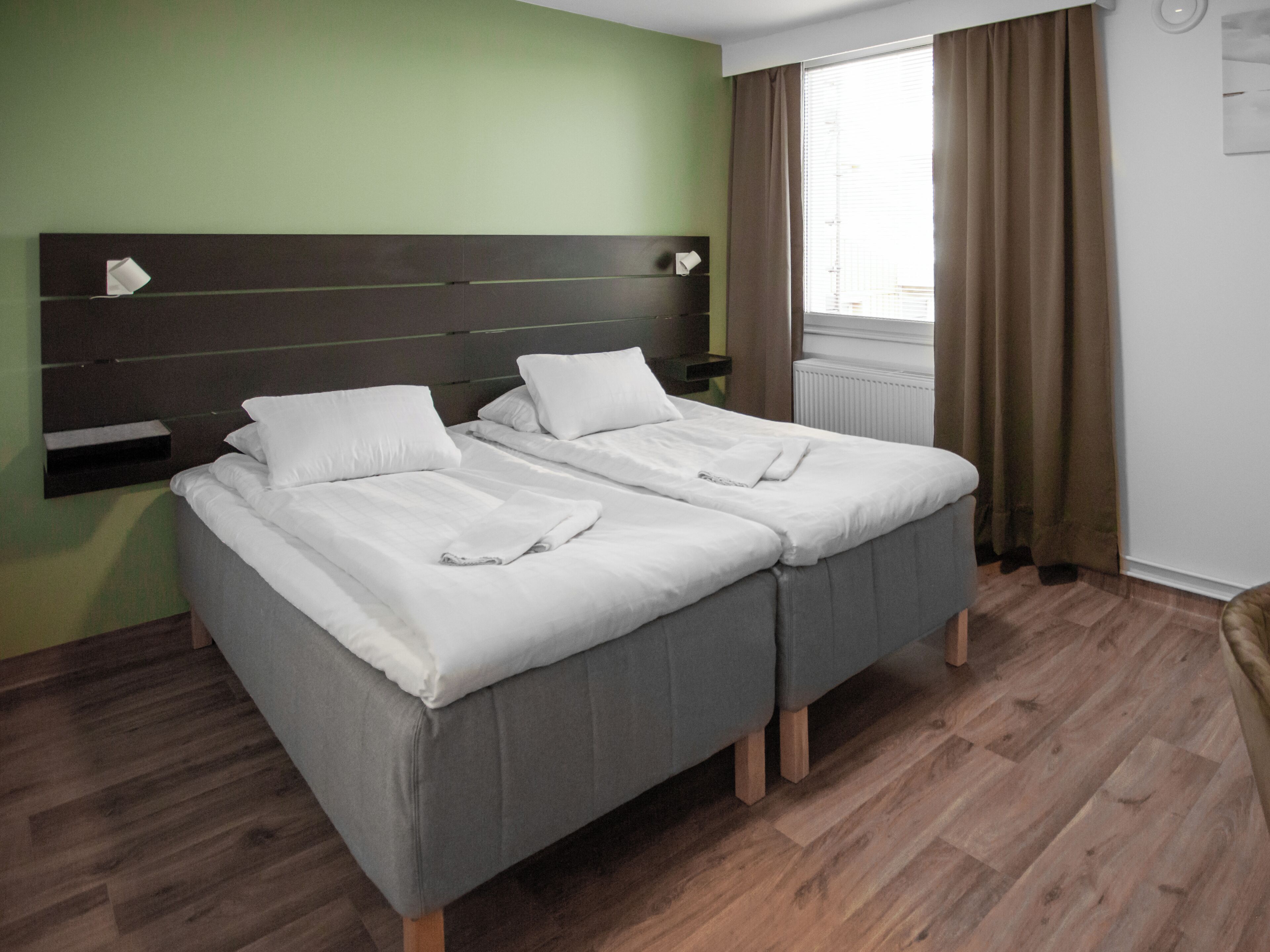 Wifi gratis y ropa de cama 