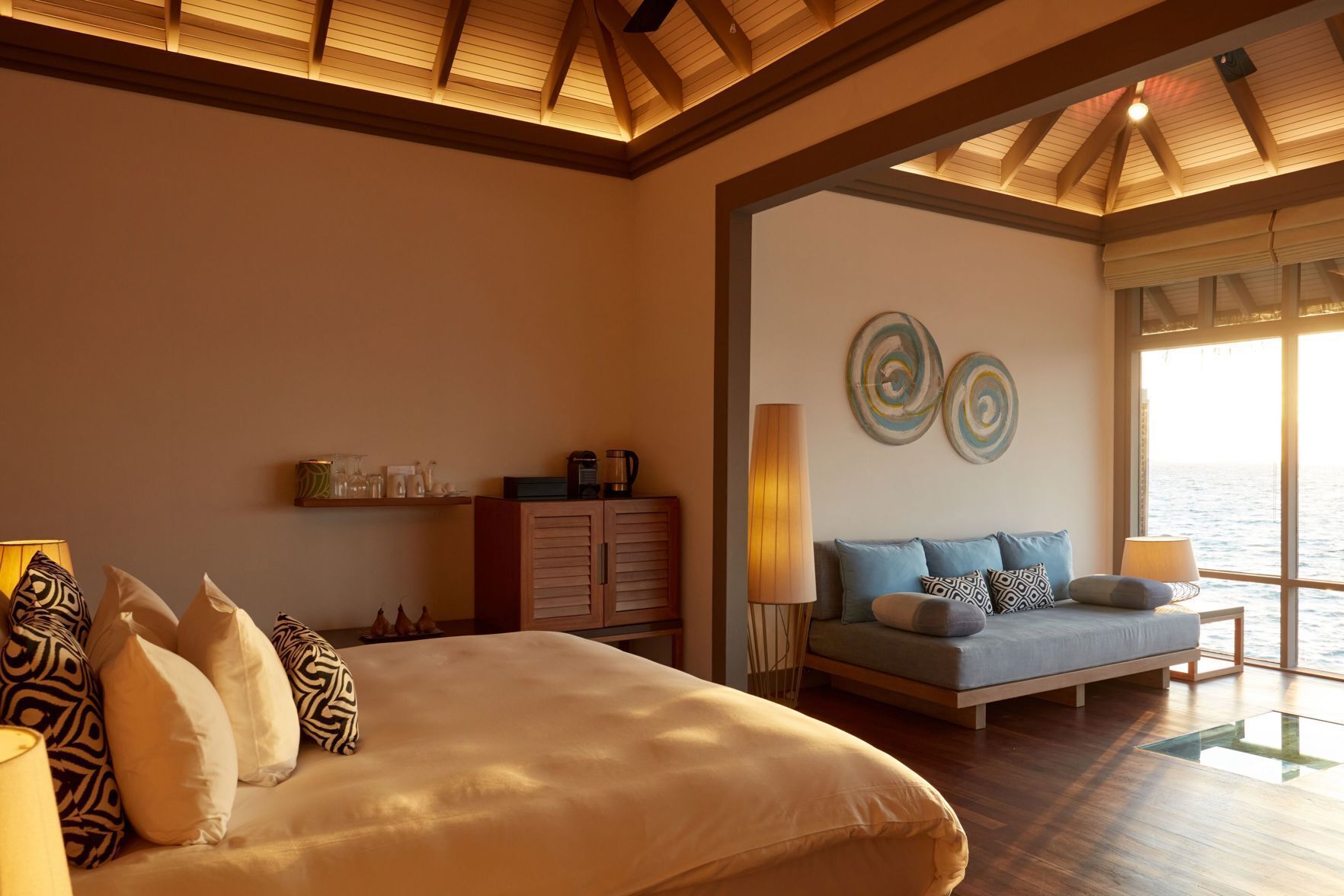 Premium bedding, down duvets, minibar, in-room safe