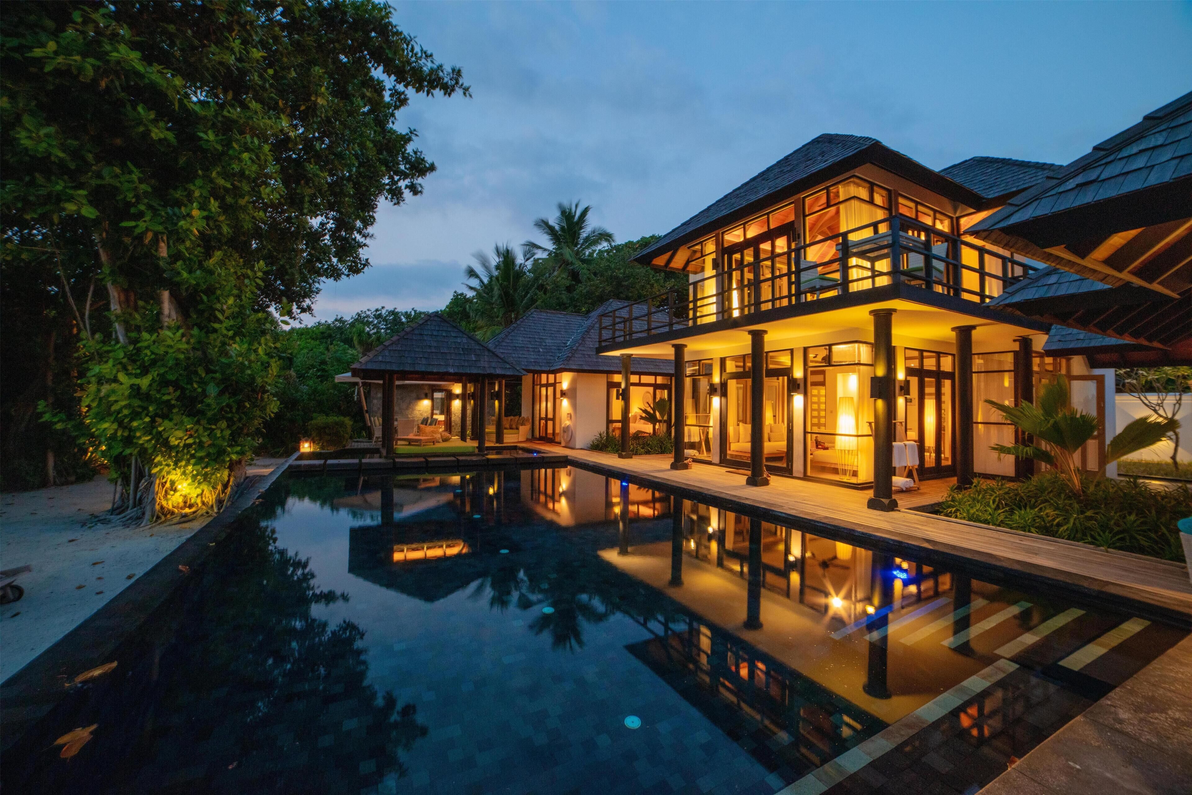 2 Bedroom Beach Pool Residence I Complimentary Seaplane for 5 nights I One Premium Experience | Premium bedding, down comforters, minibar, in-room safe