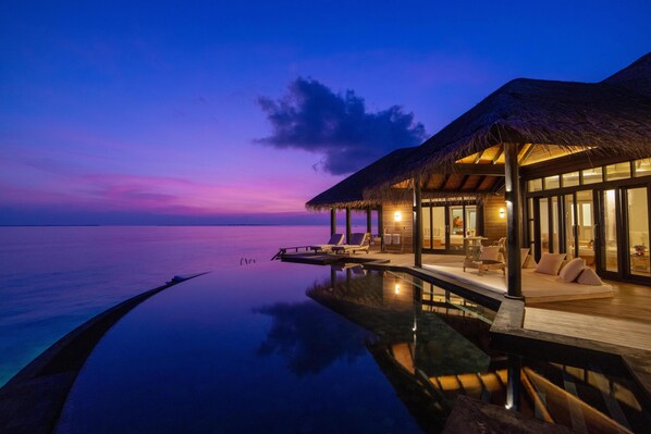 2 Bedroom Ocean Pool Residence I Complimentary Seaplane for 5 nights I One Premium Experience | Vue de la chambre