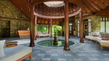 Couples treatment room(s), sauna, steam room, body treatments