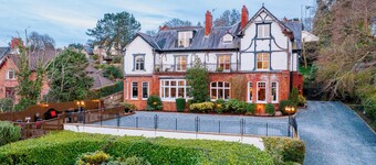 OYO Rayanne House Guest Accommodation