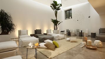 Couples treatment rooms, sauna, steam room, Turkish bath