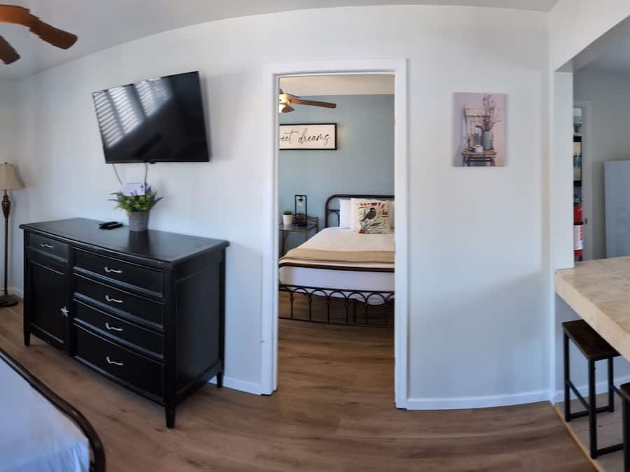 Premium bedding, Tempur-Pedic beds, desk, free WiFi