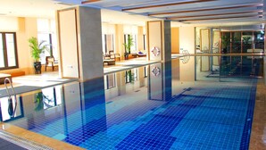 Indoor pool - Radisson Blu Hotel Kashgar (Kashgar)