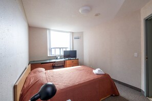 Suite, 1 Double Bed, Kitchenette | 2 bedrooms, desk, laptop workspace, free WiFi