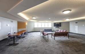 Meeting facility - Residence & Conference Centre - Barrie (Barrie)
