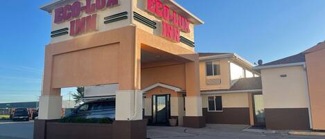 Fachada de la propiedad