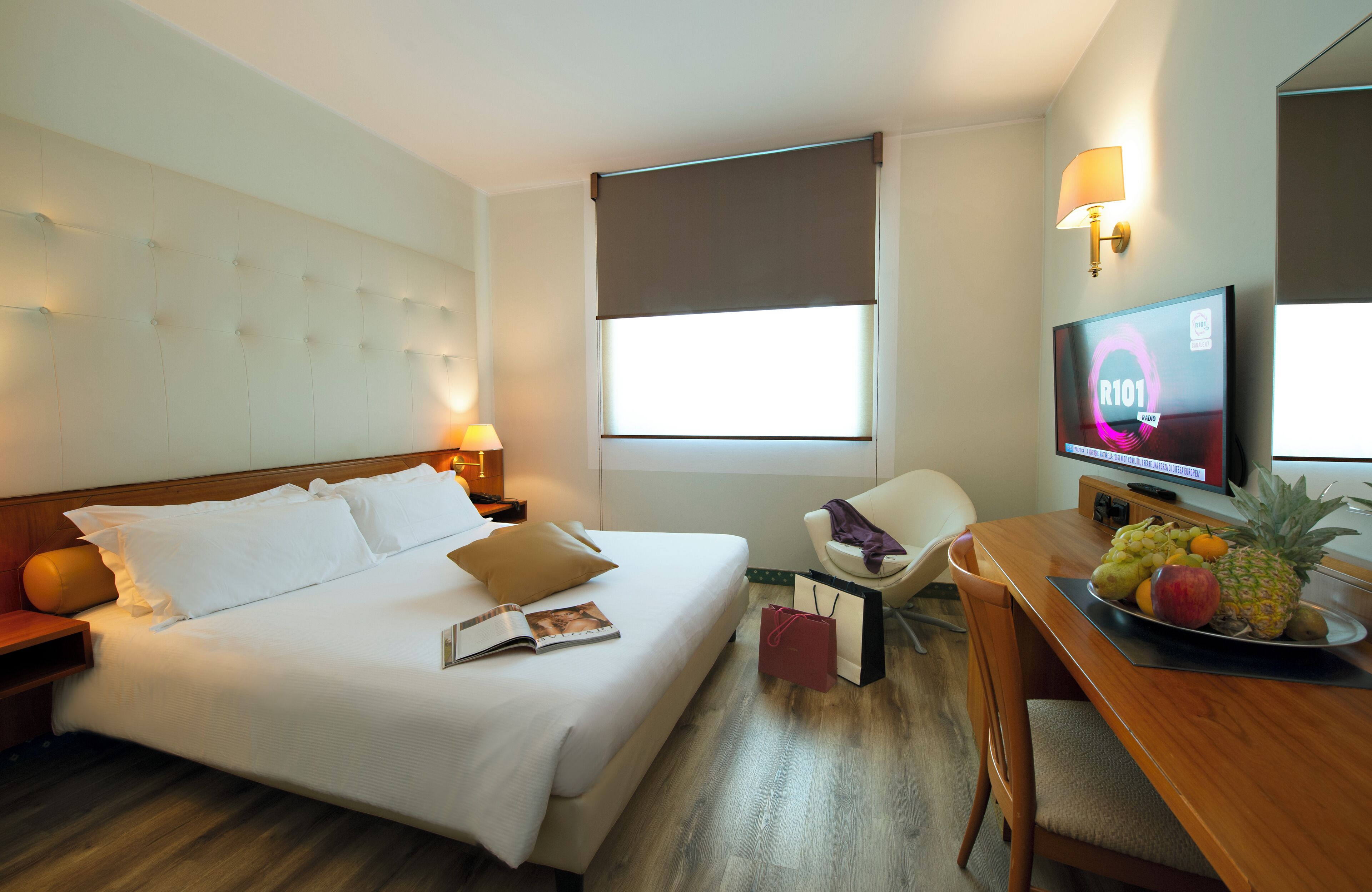 Doppelzimmer, Nichtraucher | Hochwertige Bettwaren, Minibar, Zimmersafe, Schreibtisch