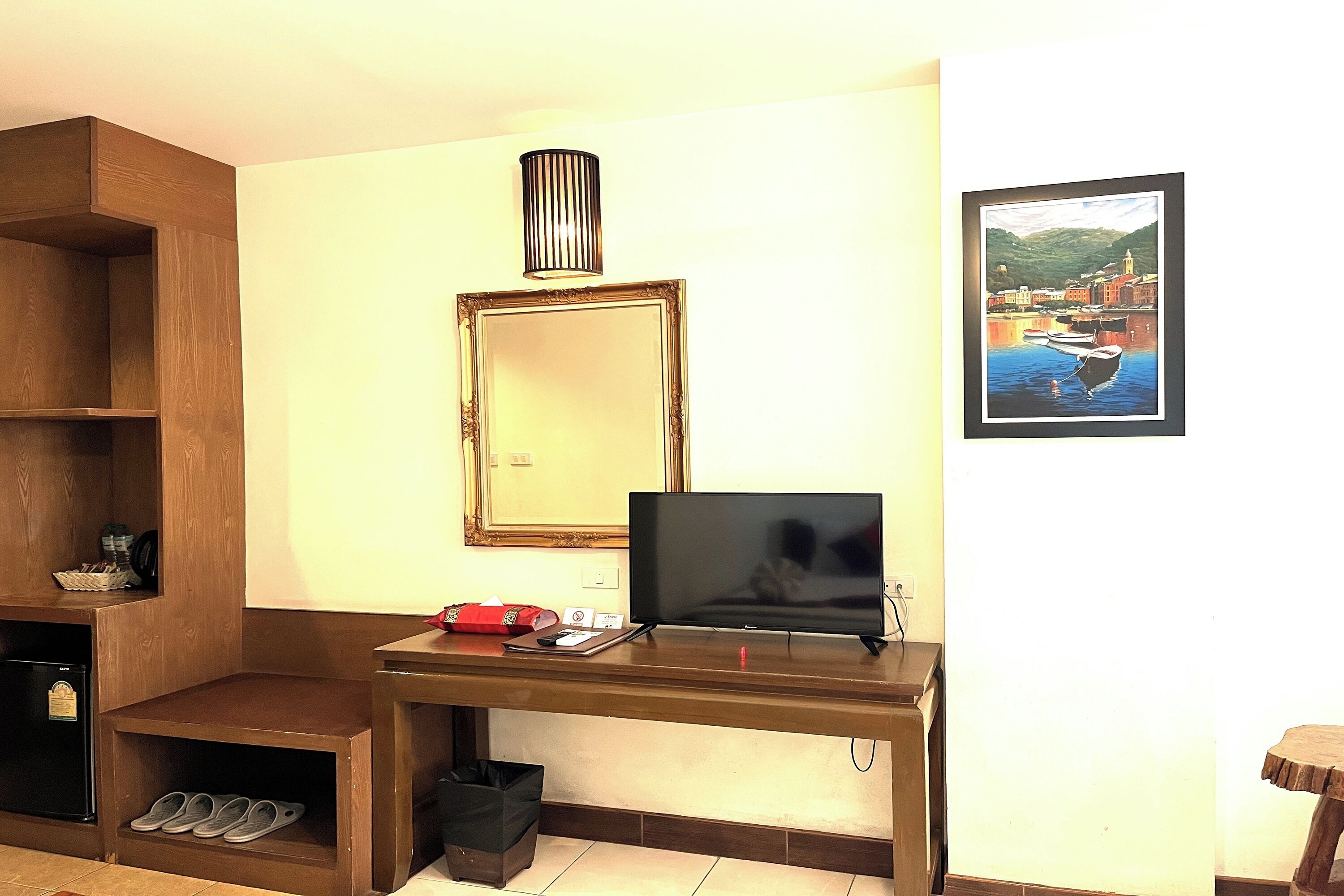 Photo - Aiyaree Place Hotel SHA PLUS