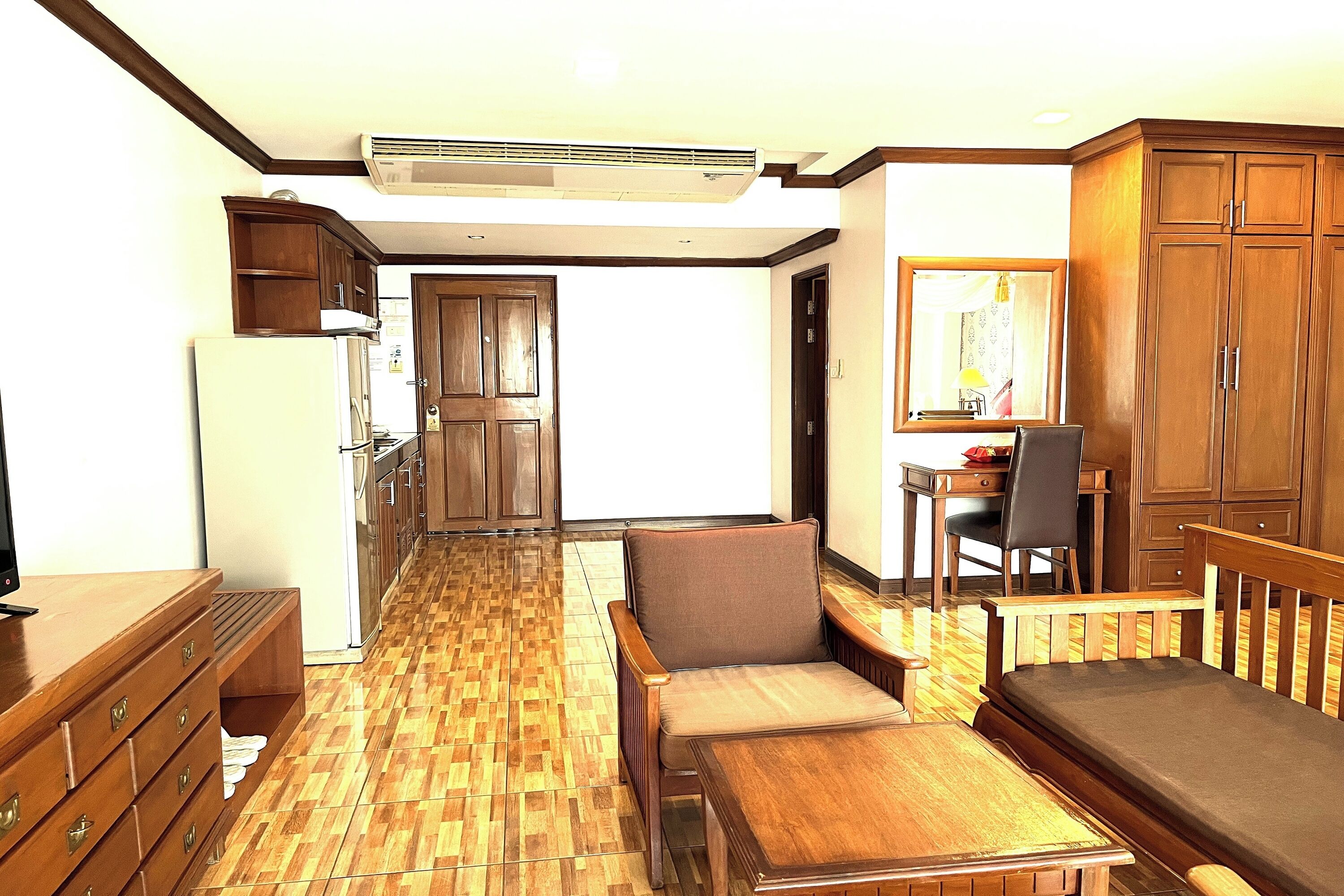 Photo - Aiyaree Place Hotel SHA PLUS