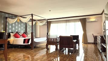 Suite Junior | 1 camera, biancheria da letto ipoallergenica, una cassaforte in camera