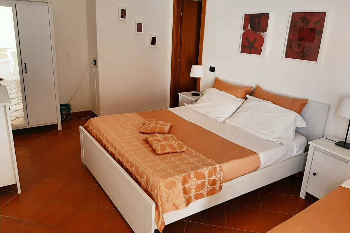 Family Room, 2 Bedrooms, for 5 people | Minibar, cribs (surcharge), bed sheets