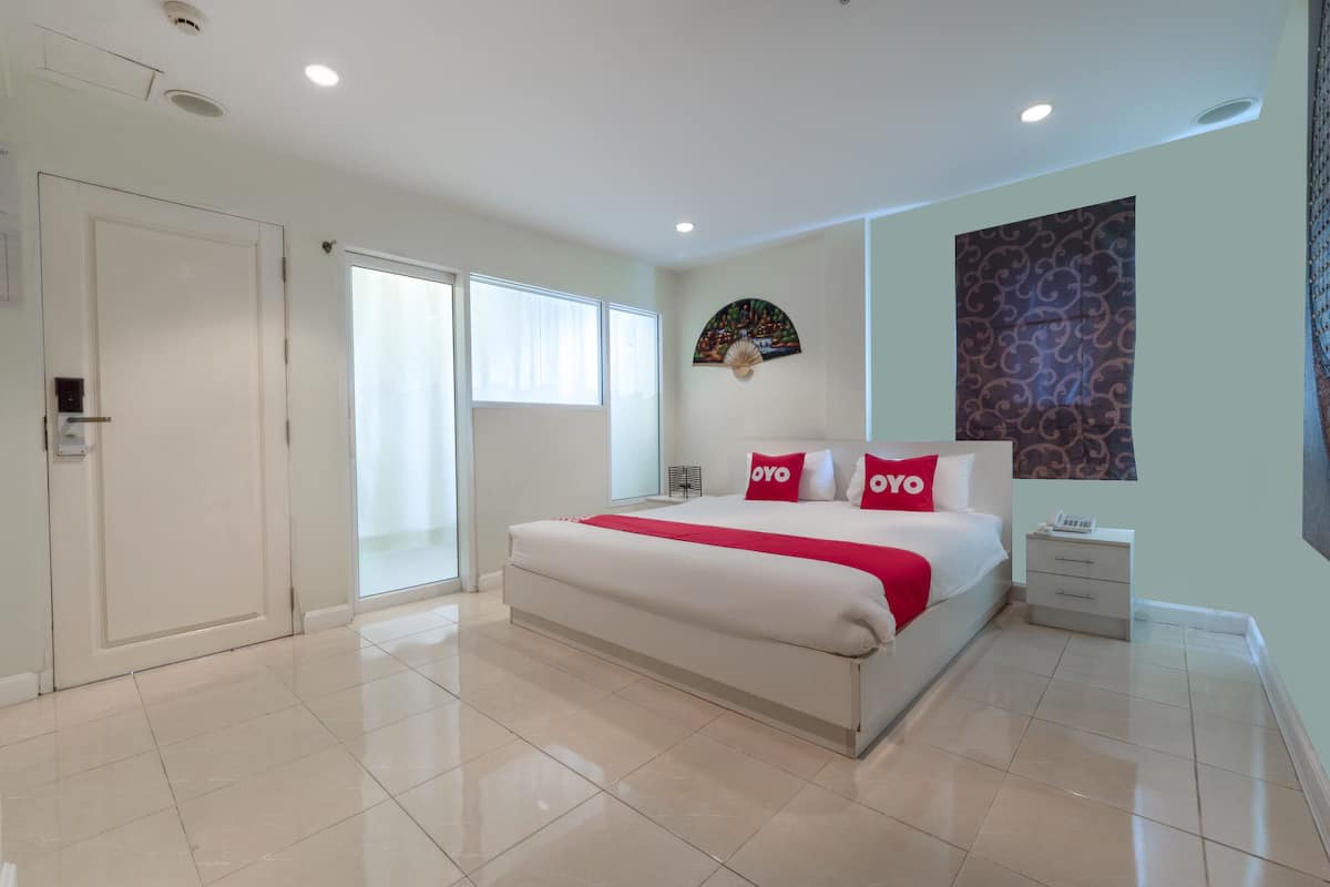 1 bedroom, minibar, in-room safe, desk
