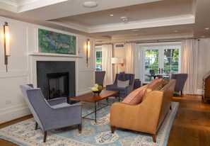 Área de estar no saguão